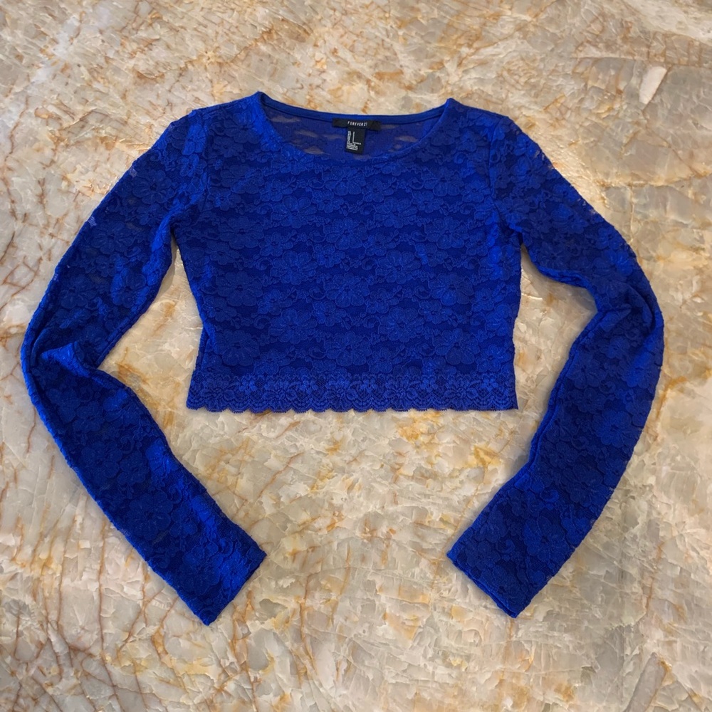 Forever 21 blue lace long sleeve crop top
